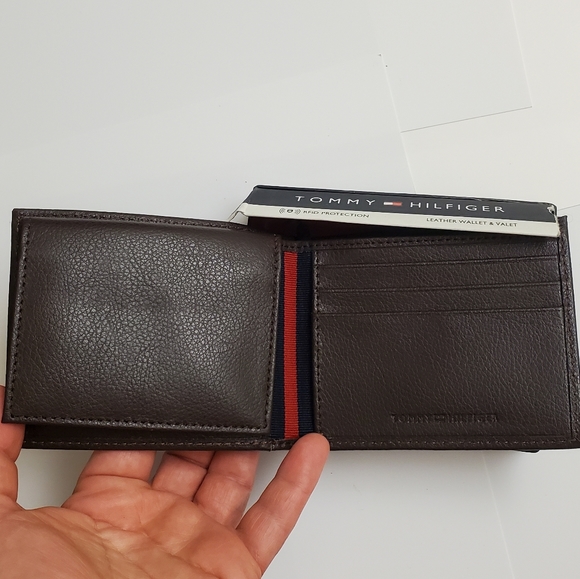 New Tommy Hilfiger brown mens wallet - Picture 3 of 7